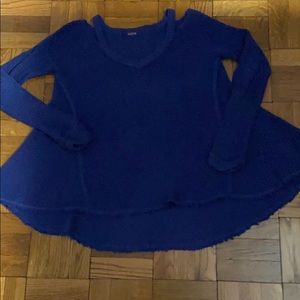 AUTHENTIC FREE PEOPLE Knit sweater. Navy